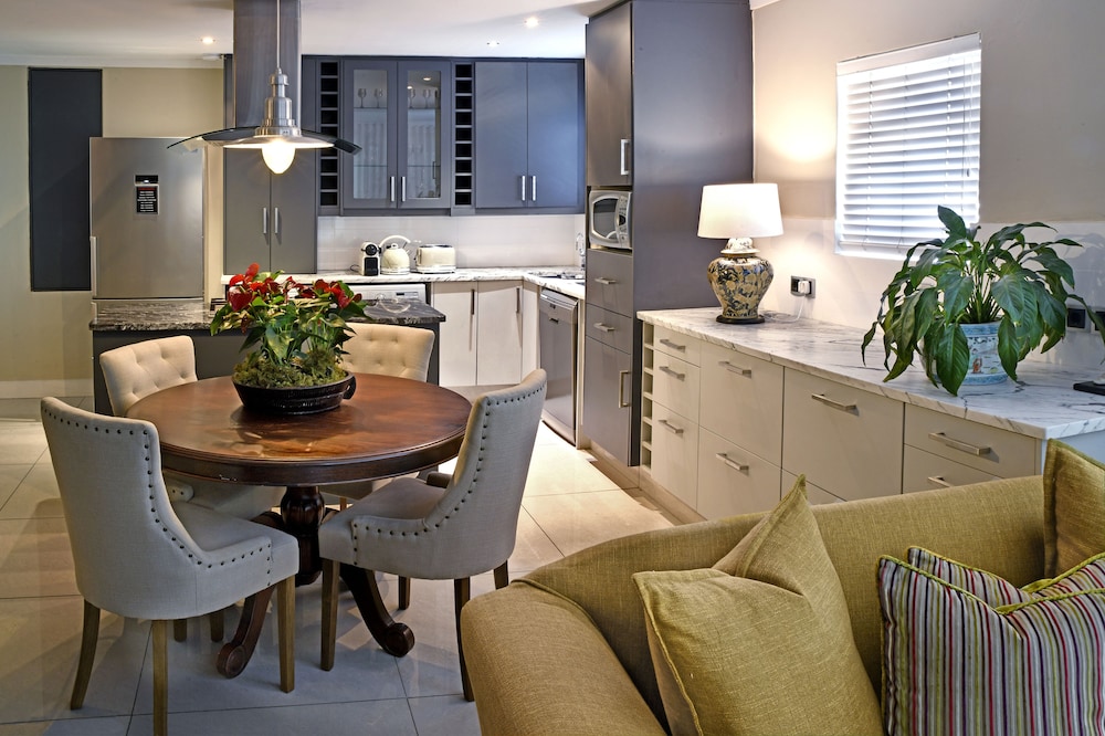 Le Petit Bijou Boutique Apartments 37/50
