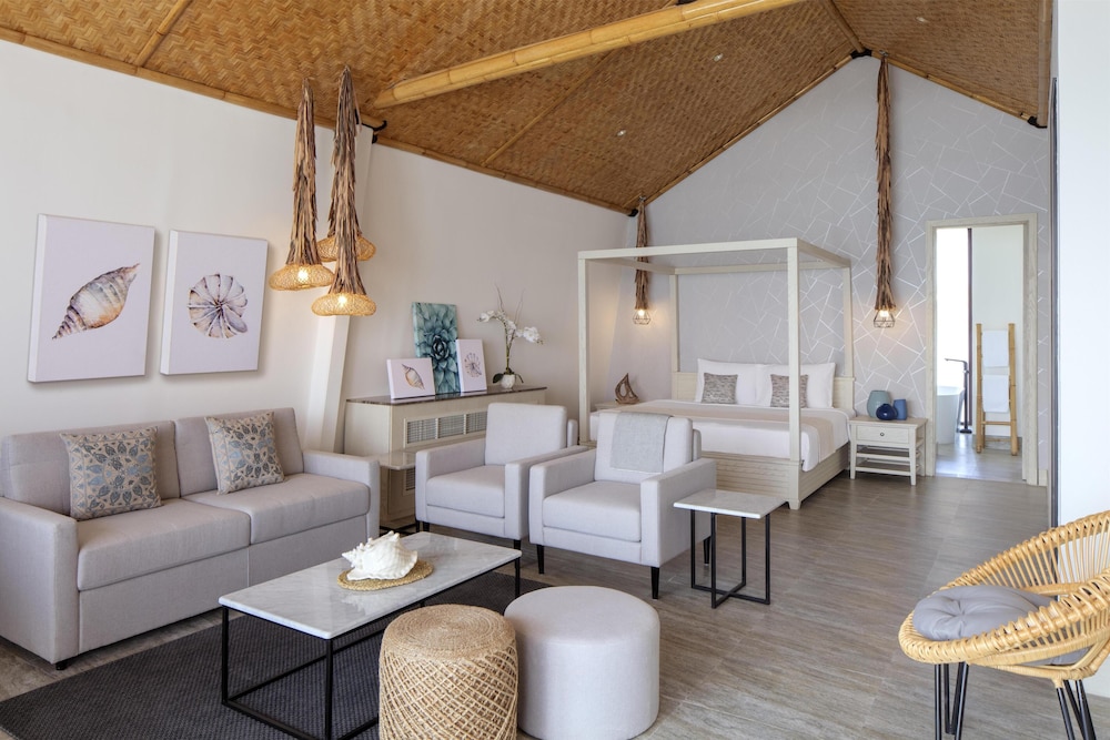 Anantara World Islands Dubai Resort 53/78