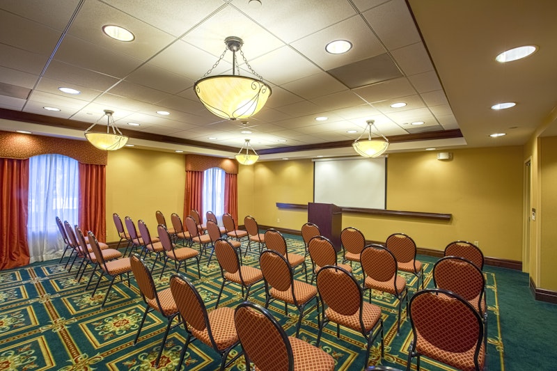 Hampton Inn and Suites Sacramento-Elk Grove Laguna I-5 42/50