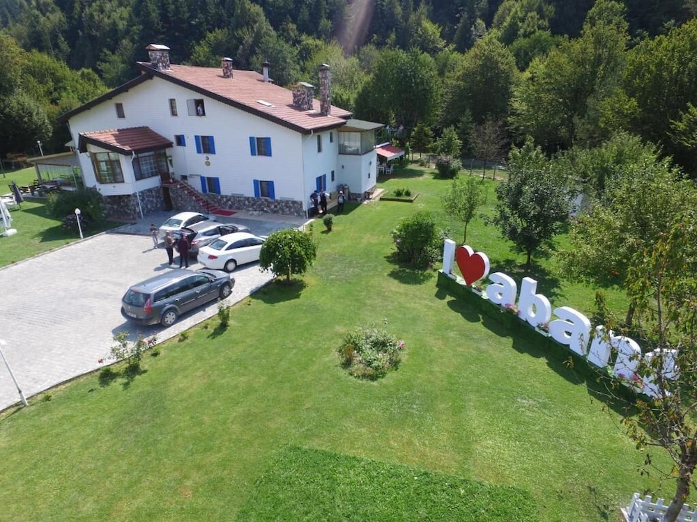 Abant Bahceli Kosk 43/50
