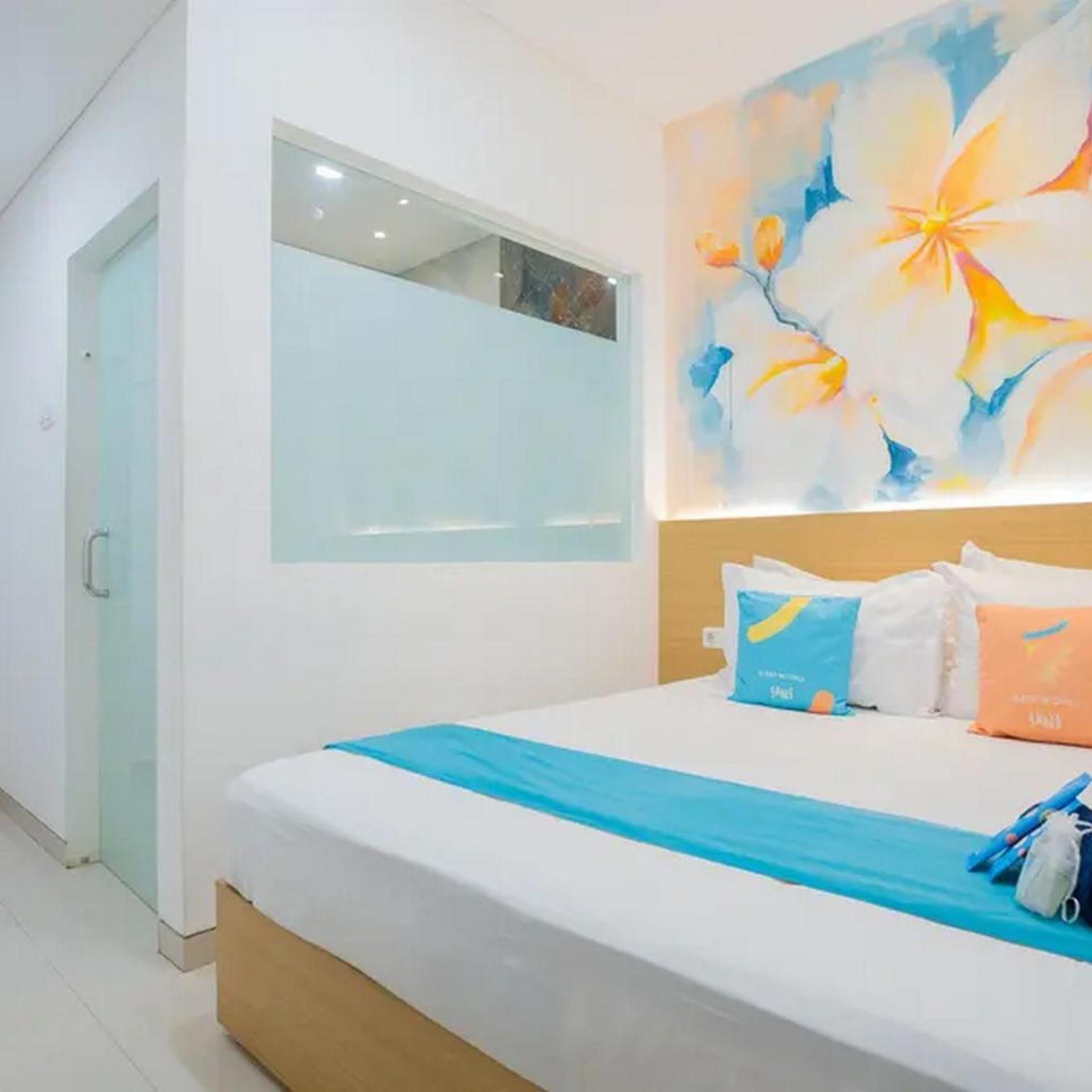 Sans Hotel Box Mansion Surabaya 36/65