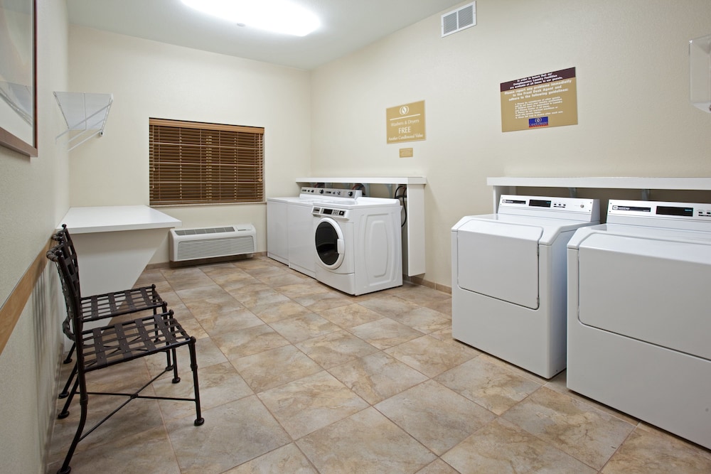 CANDLEWOOD SUITES CRAIG-NORTHWEST 47/70