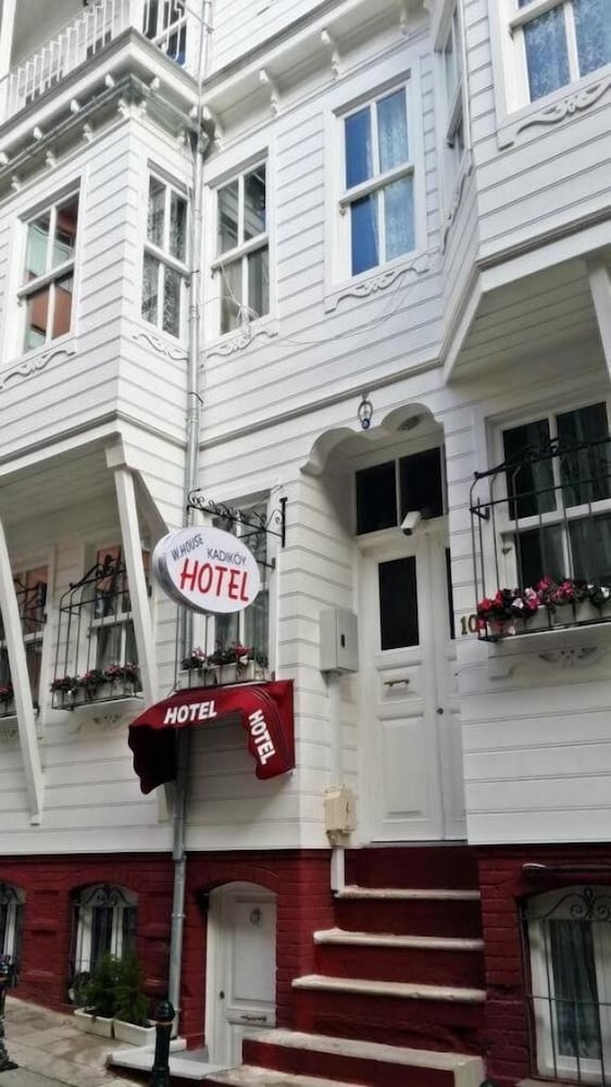 W. House Kadikoy 5/60