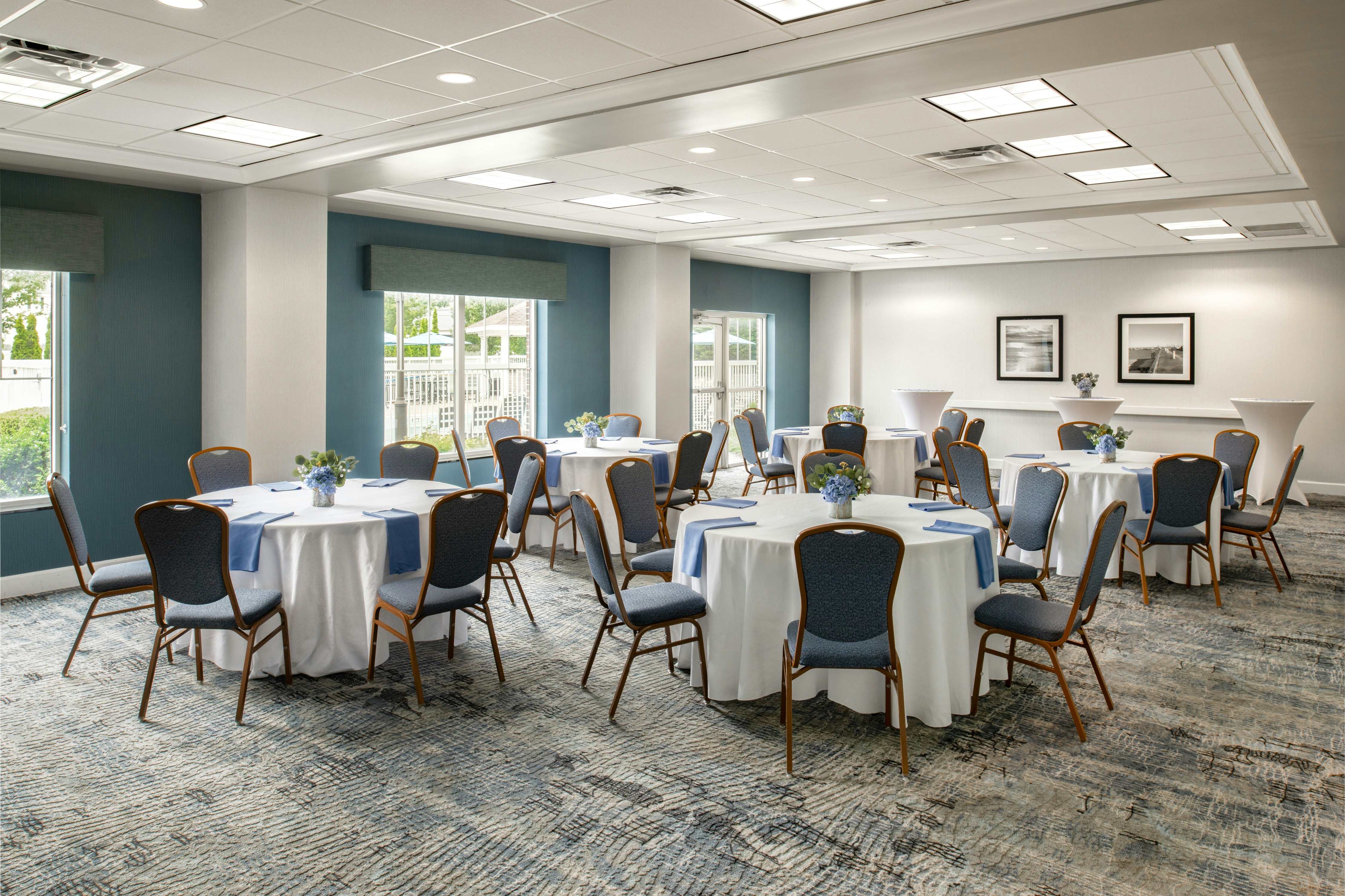 Hampton Inn & Suites Cape Cod-West Yarmouth 13/16