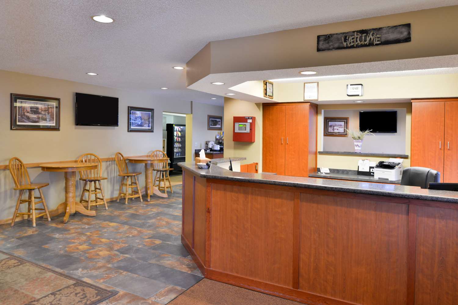 Americas Best Value Inn & Suites International Falls 5/23