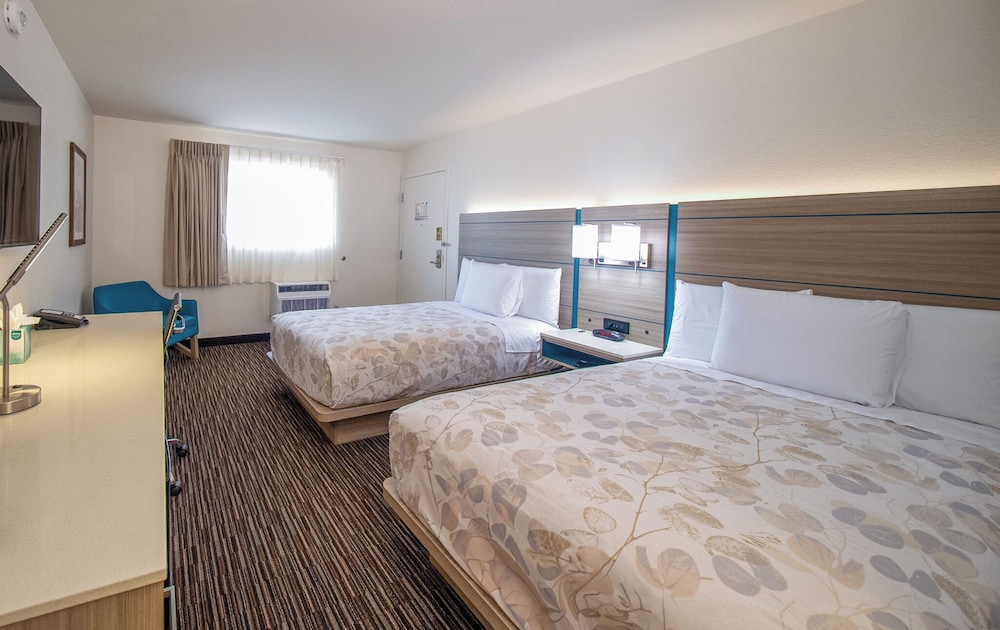 Lemon Heights Inn 20/58