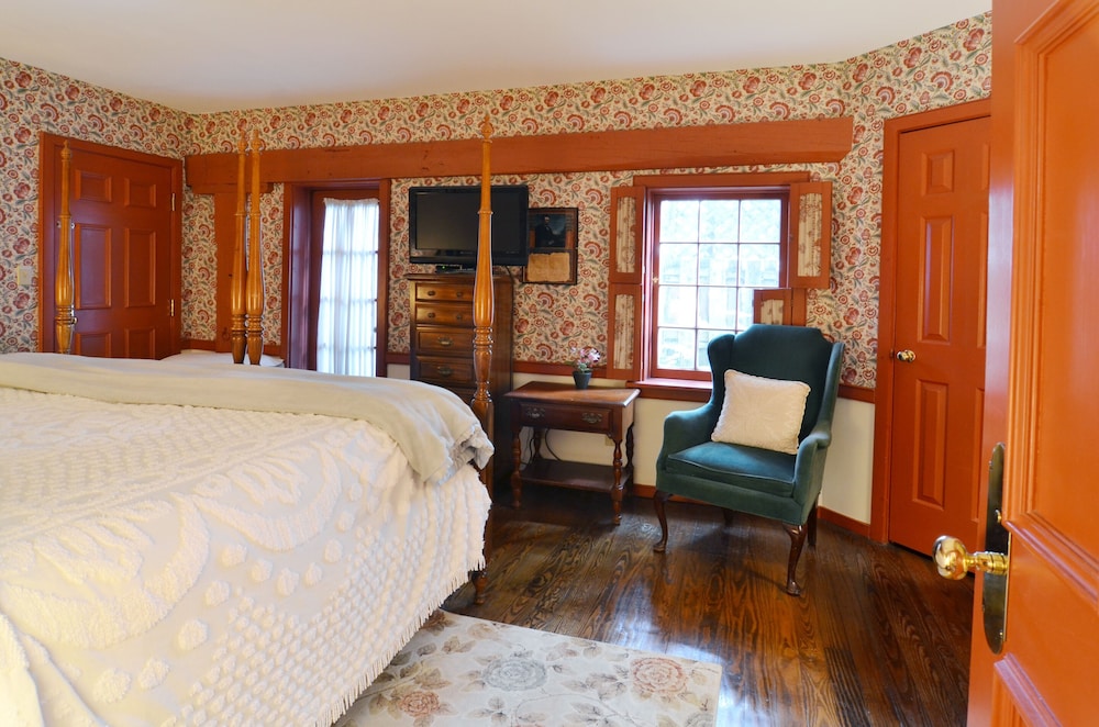Duling Kurtz House and Country In 13/50