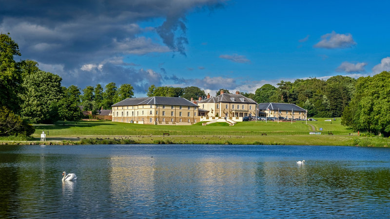 Hardwick Hall Hotel 31/35
