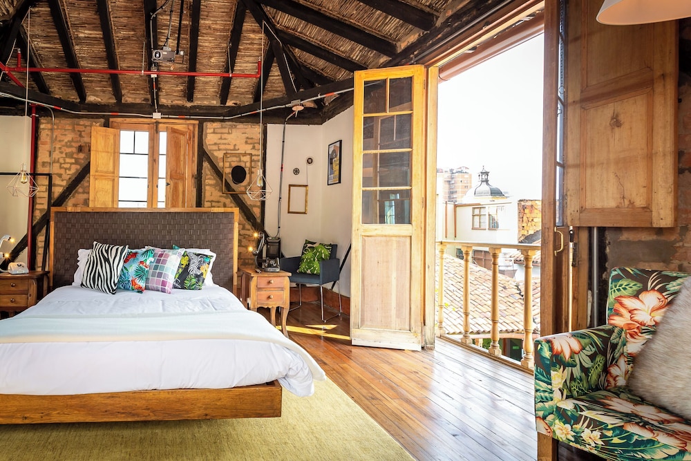 Rockstar, Suite, King Bed