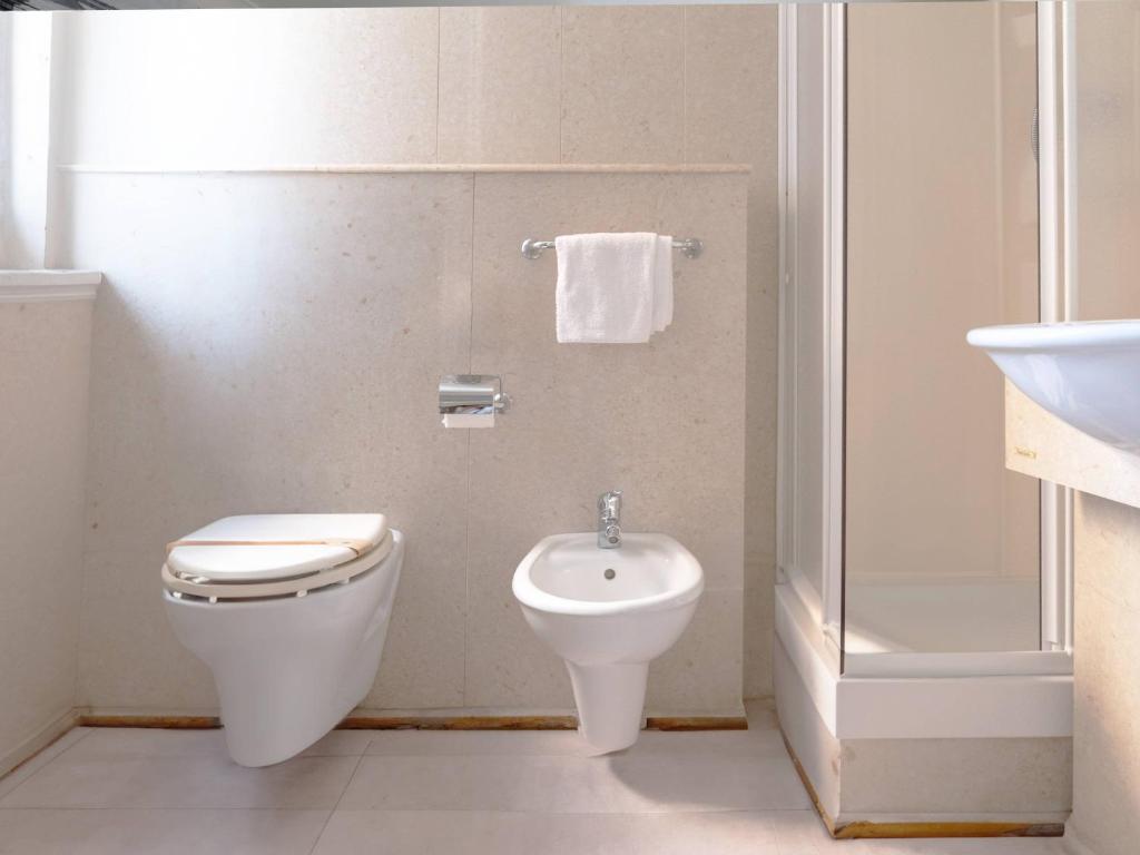 غرفة سوبيريور بسرير كوين، B&B HOTEL Celle Ligure 2/2