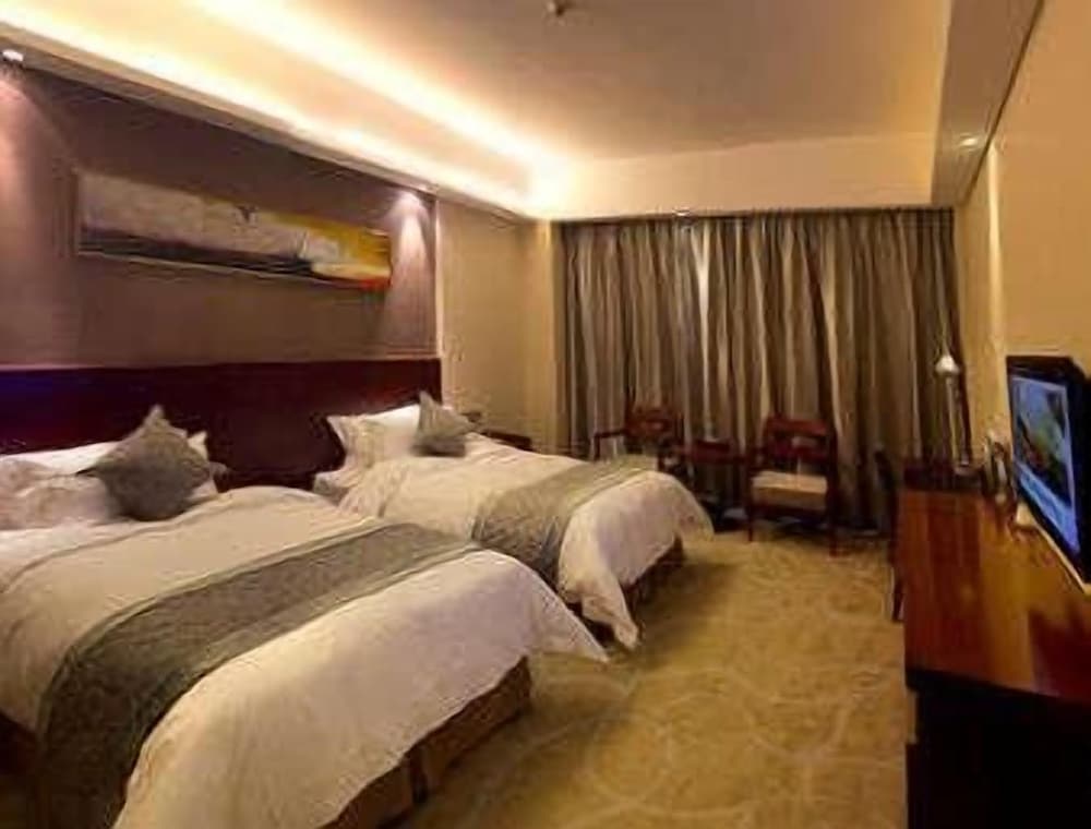 Ramada by Wyndham Longyan 14/55