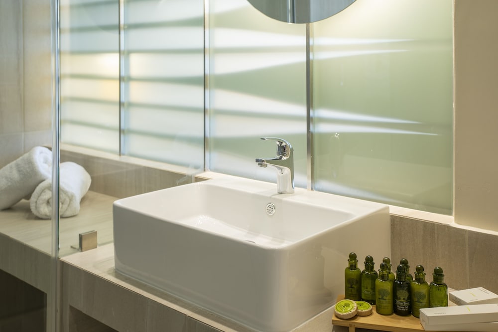 Green Suites Boutique Hotel 49/50