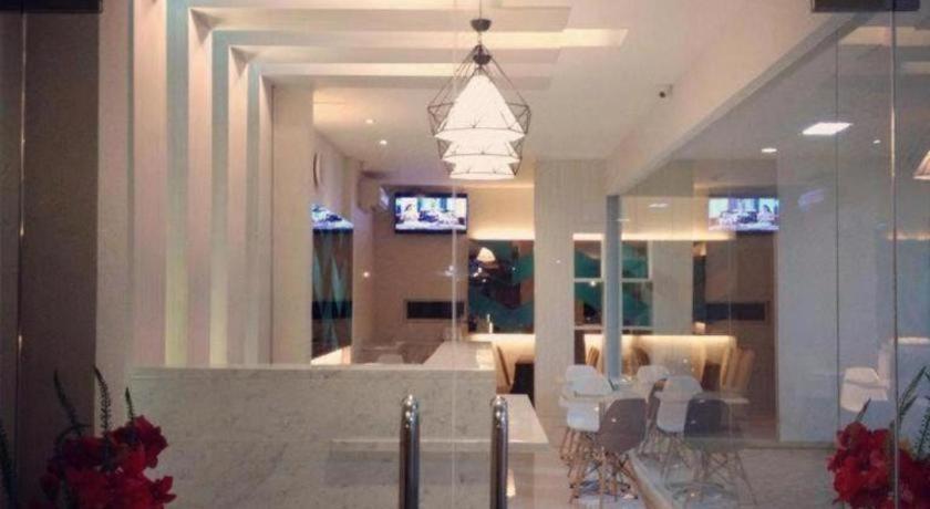 Makassar Beach Inn 9/43