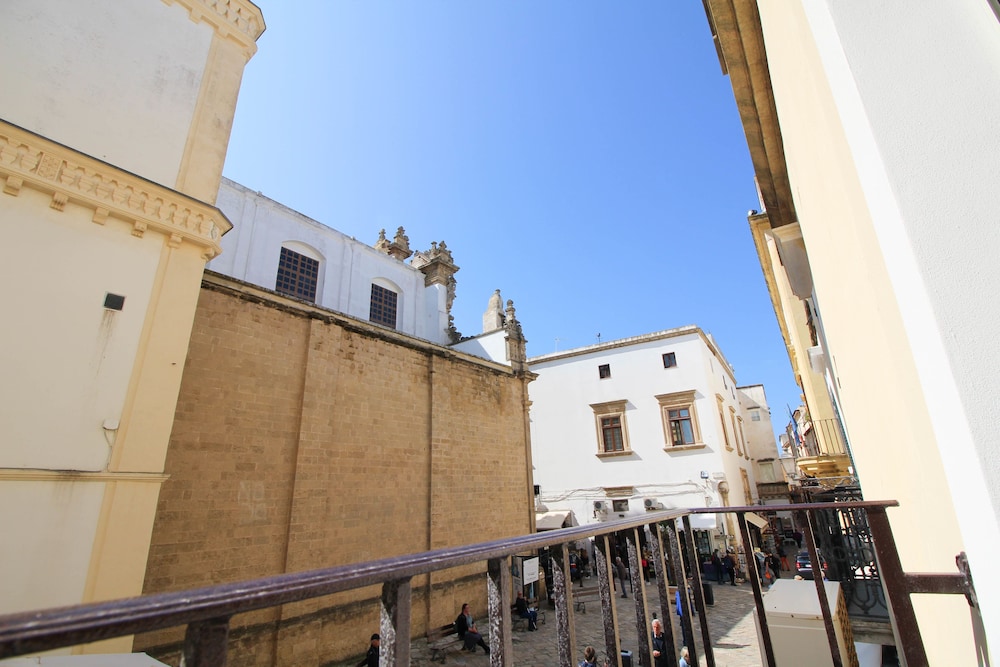 Duomo Gallipoli B and B and Apartments 26/31