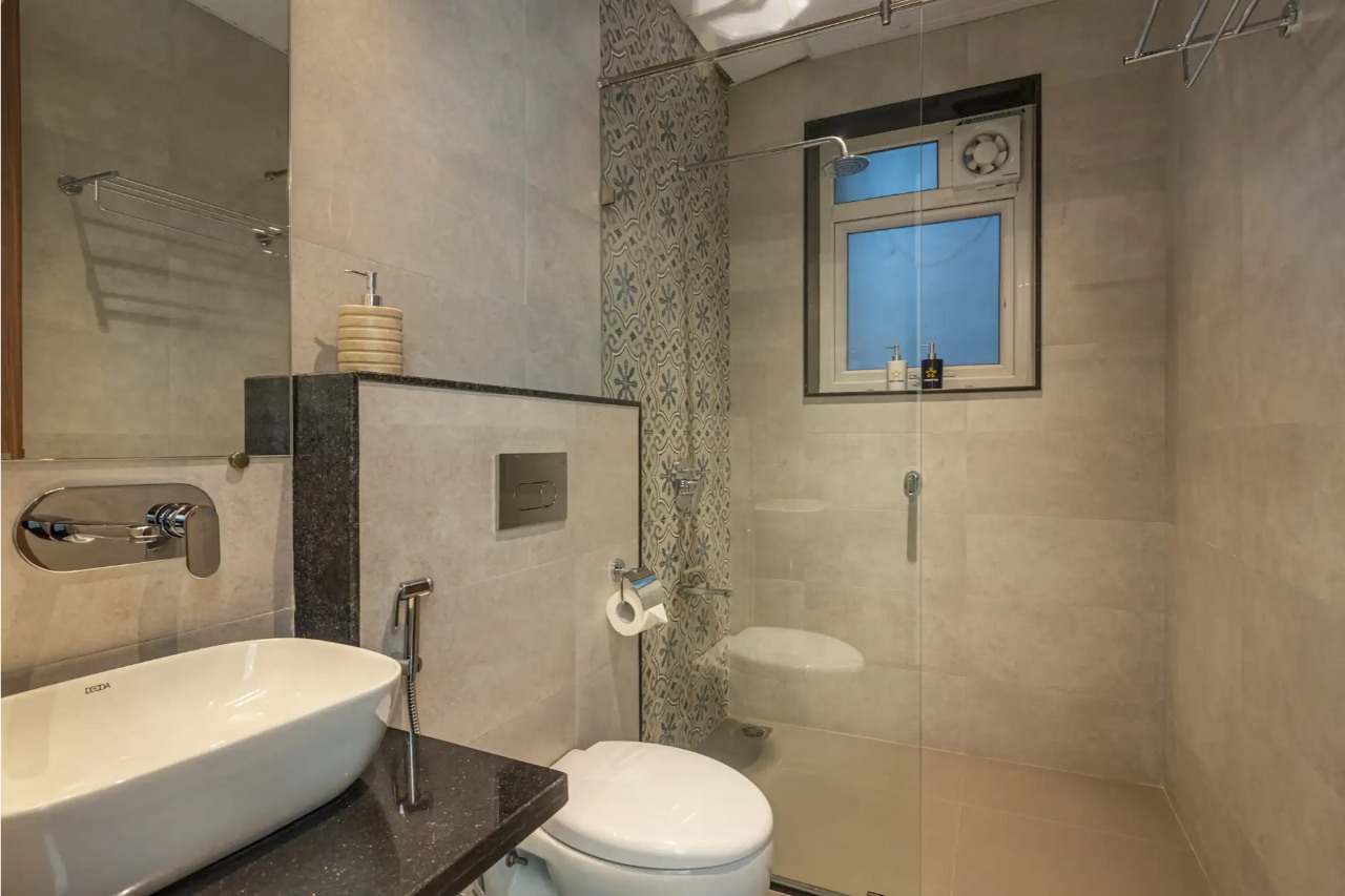 ELIVAAS Nimishka Villa 5 BHK Haven With Pvt Pool, Lavish Garden & Scenic Views 22/24