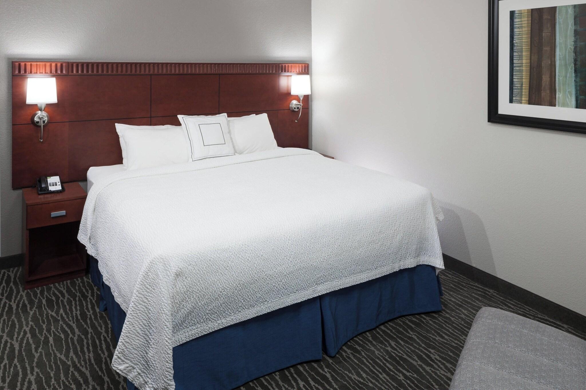 Room, Double Bed, Accessible