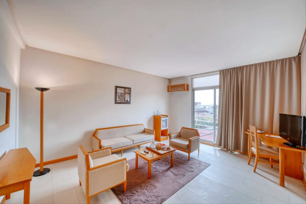 Hotel Akwa Palace 37/50