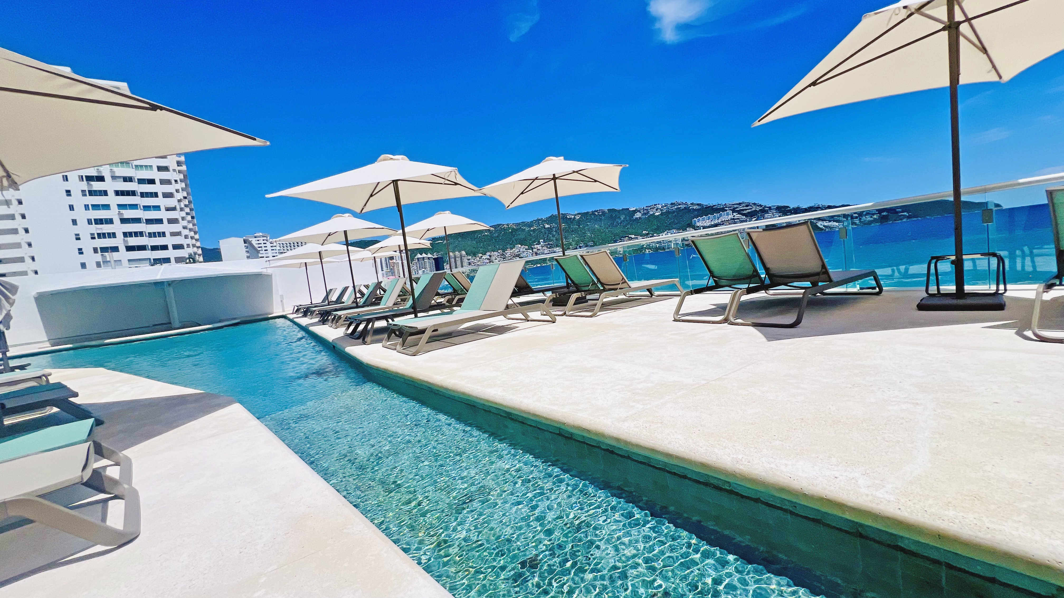 Hotel Amares Acapulco 128/132