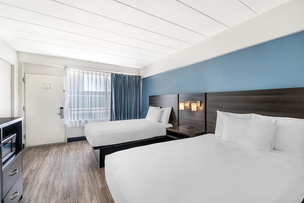 غرفة قياسية بسريرين مزدوجين، SureStay Hotel by Best Western Virginia Beach Royal Clipper 3/10