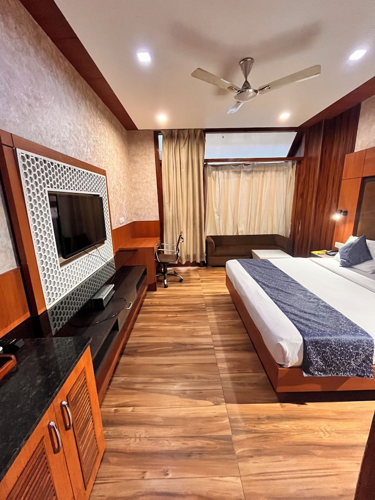 Hotel Platinum Palace 10/50