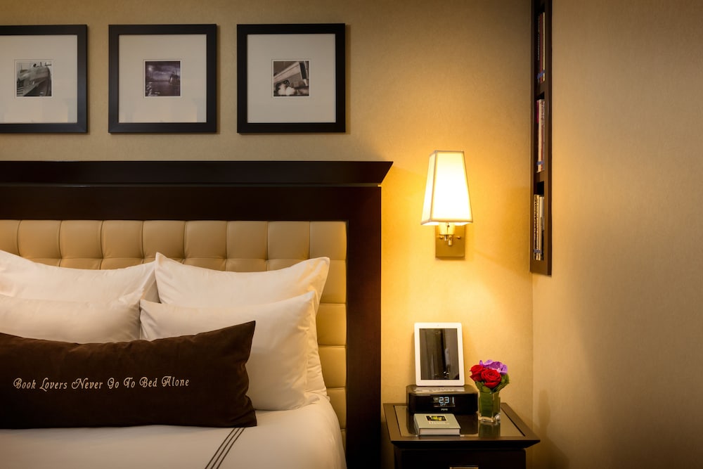 The Library Hotel 6/65