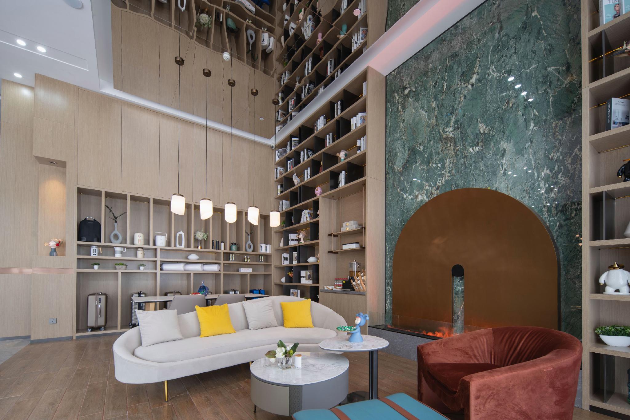 Ginza Jiayue Select Hotel (Lailulu Middle East Street Ginza Mall) 7/19