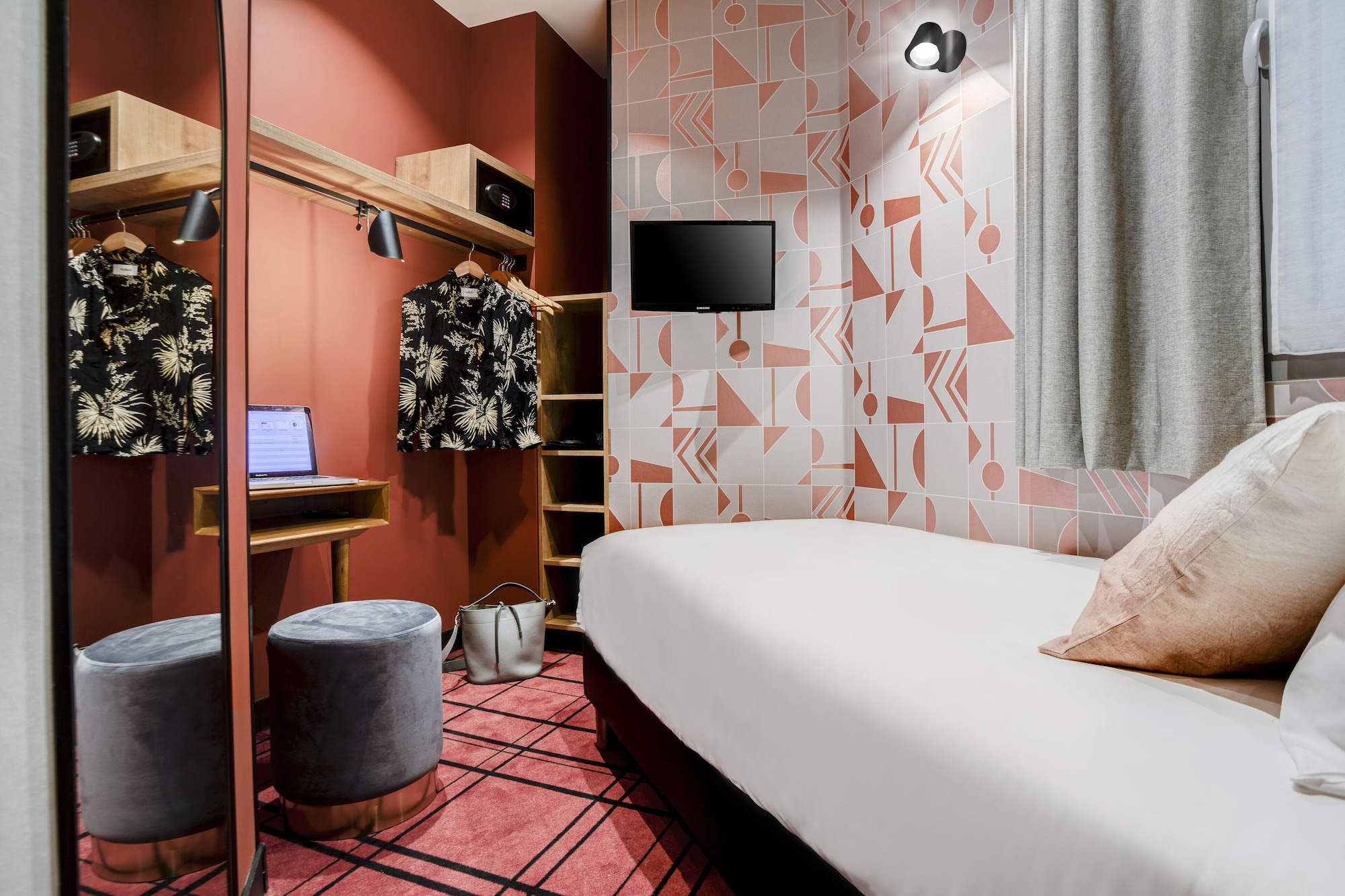 غرفة مفردة، Republik Hotel 6/8
