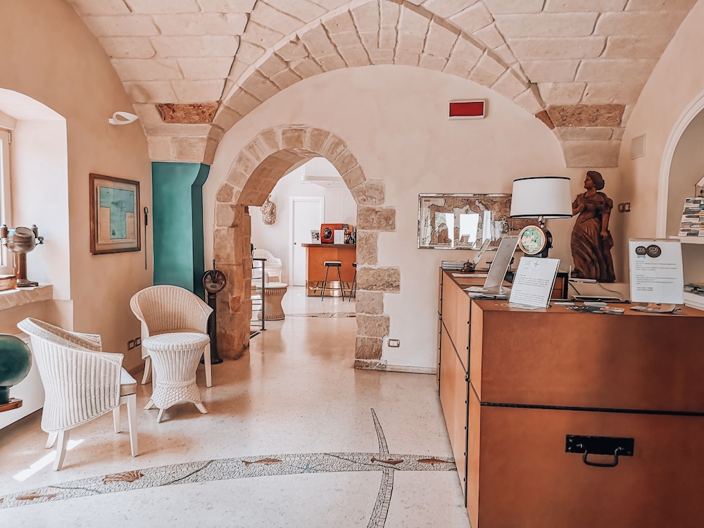 Corte di Nettuno - CDSHotels 55/65