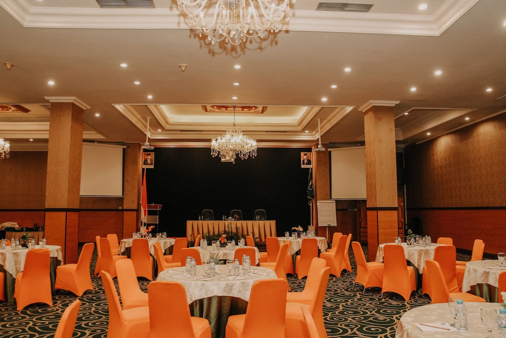 Grand Q Hotel Gorontalo 41/46