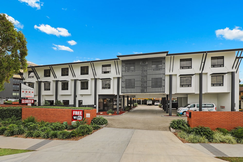 KINGSFORD SMITH MOTEL 5/44