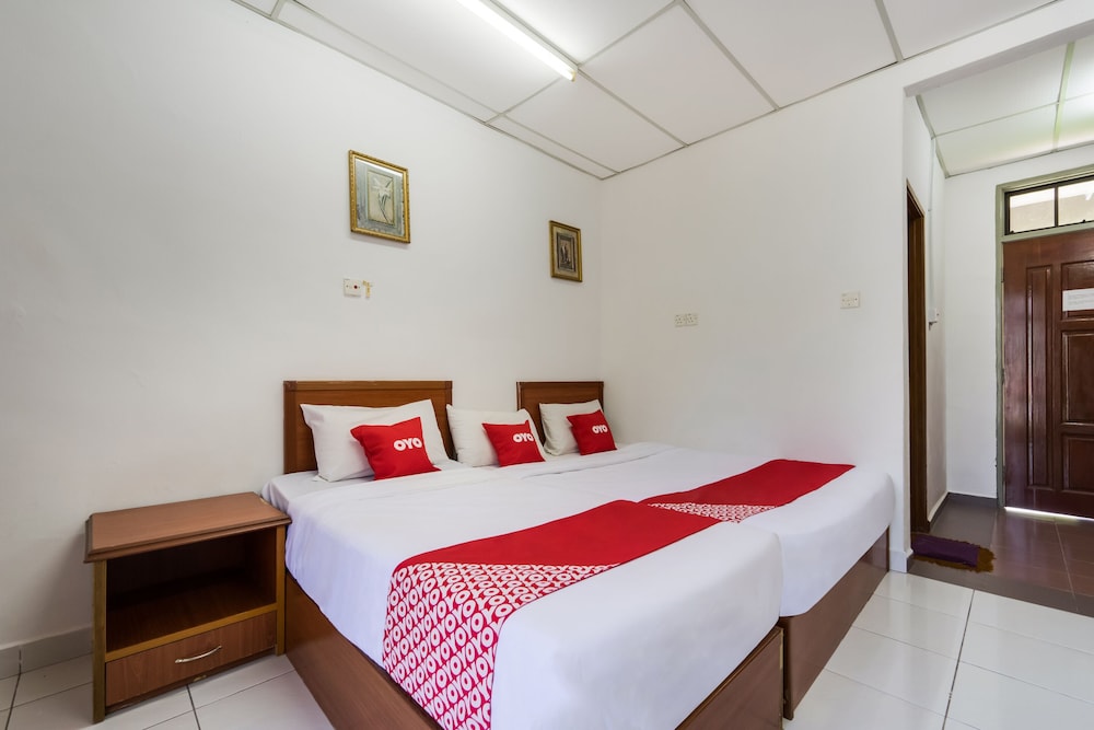 OYO 44033 Terap Inn Kuala Nerang 10/21