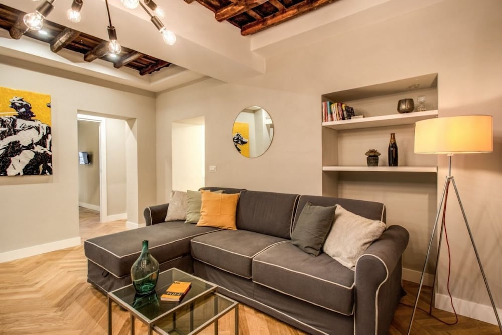 Trevi Fountain Superior 3 bdr apartment 26/49