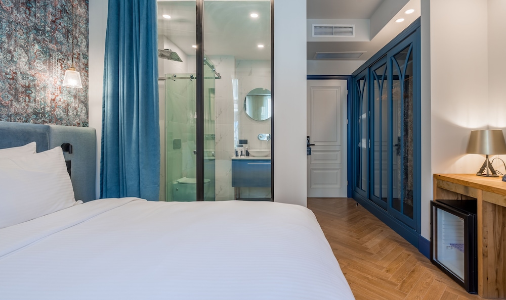 Hotel Abanotubani 8/30