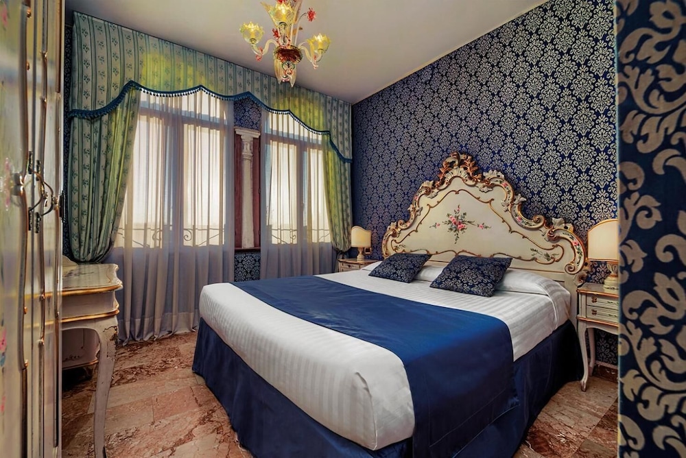 Hotel Tre Archi 33/46