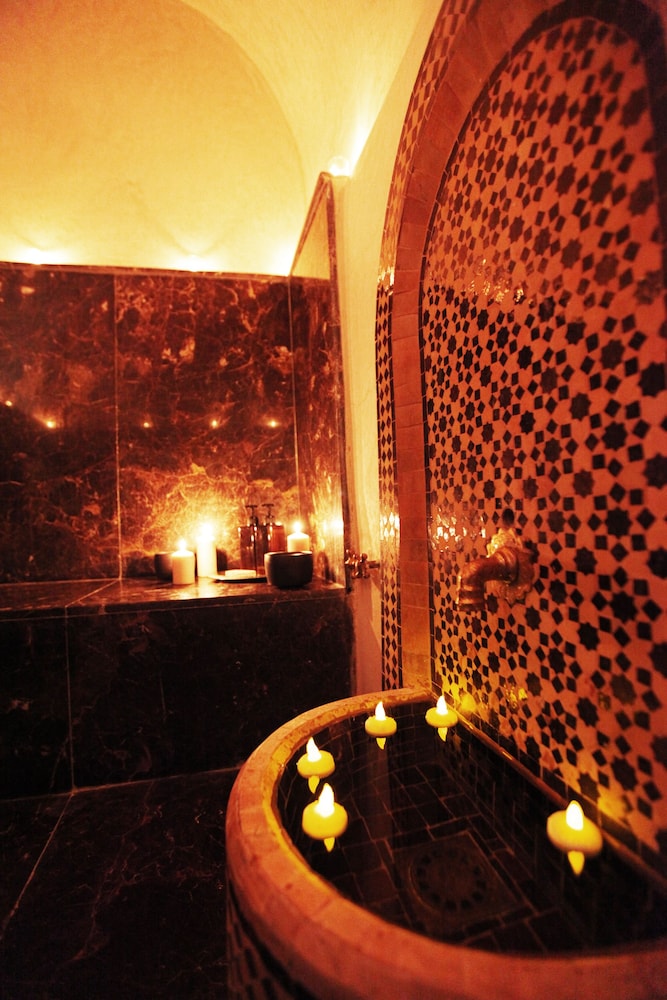 Riad 144 27/50