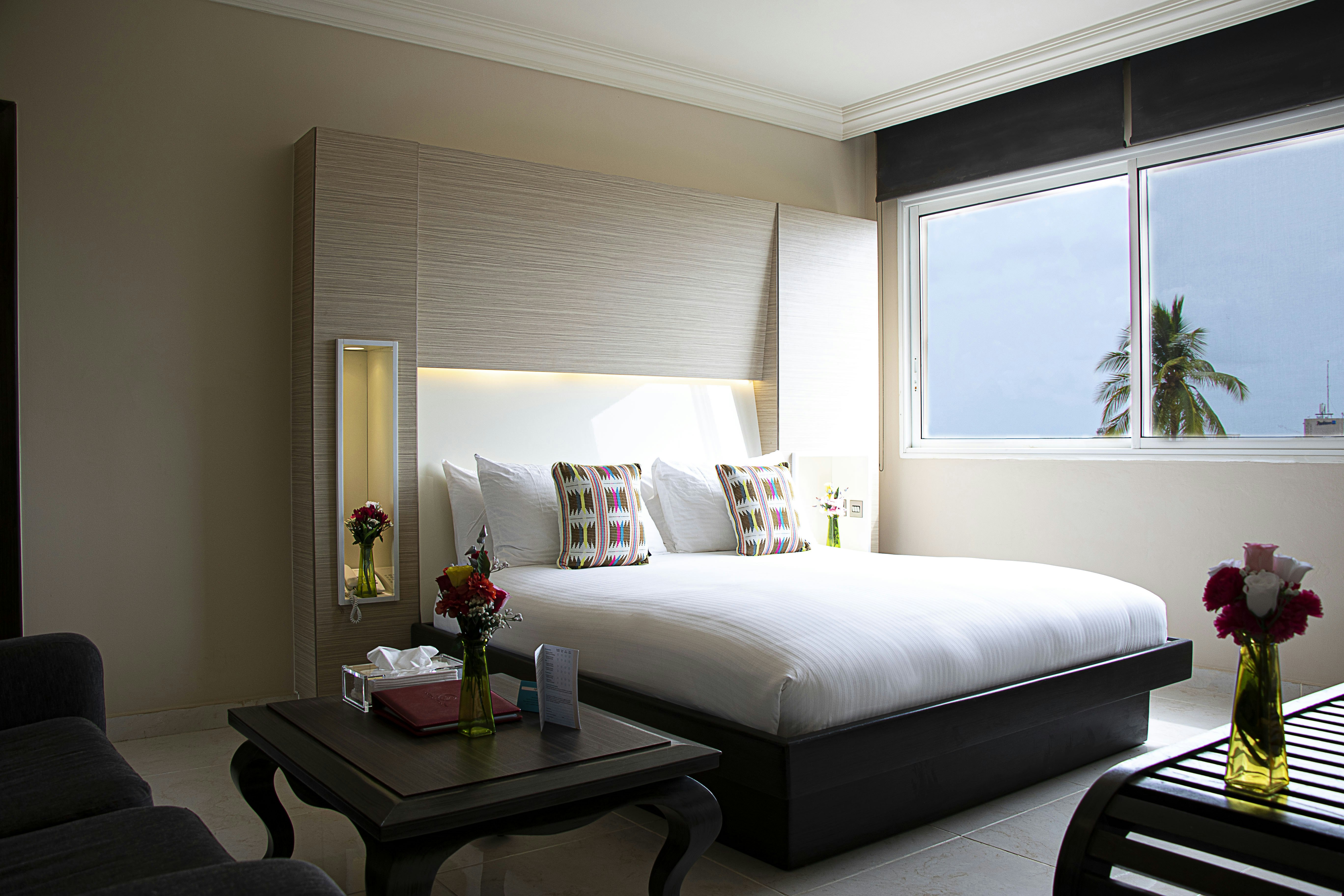 Home Suites Hotel 19/80