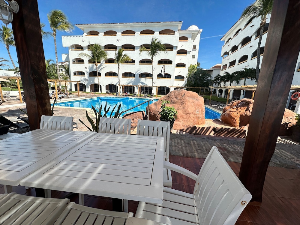 Quijote Inn Hotel 39/67