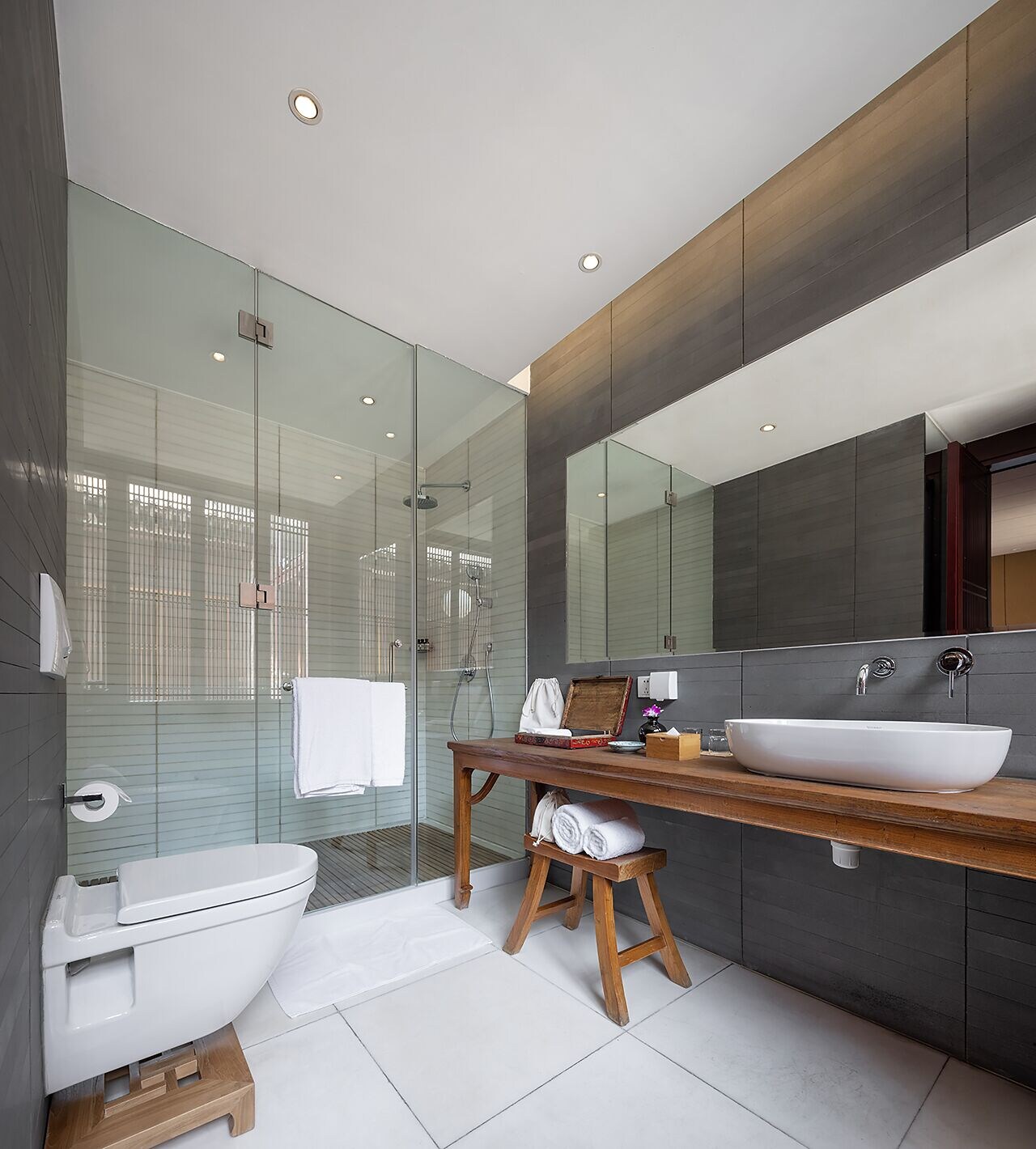 Courtyard, Suite, Double Bed
