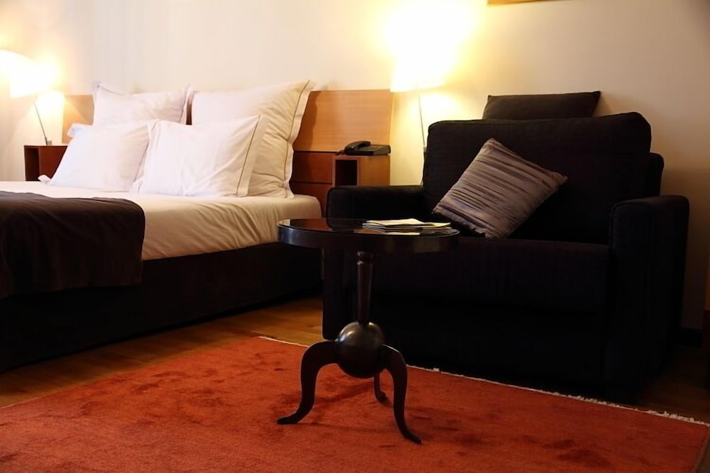 Hotel Mestre de Avis 34/50