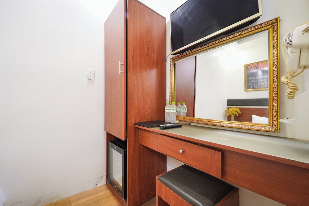 Collection O Eva Hotel District 8 Near Ben Thanh Market 39/39