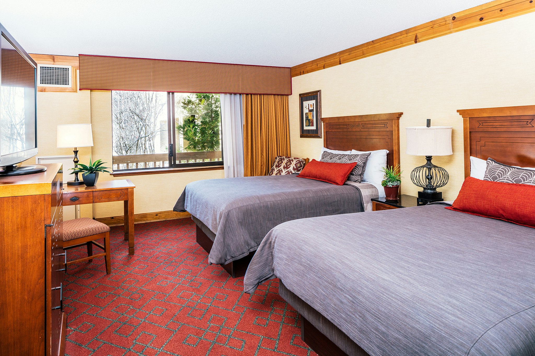 Tenaya Lodge At Yosemite 7/37