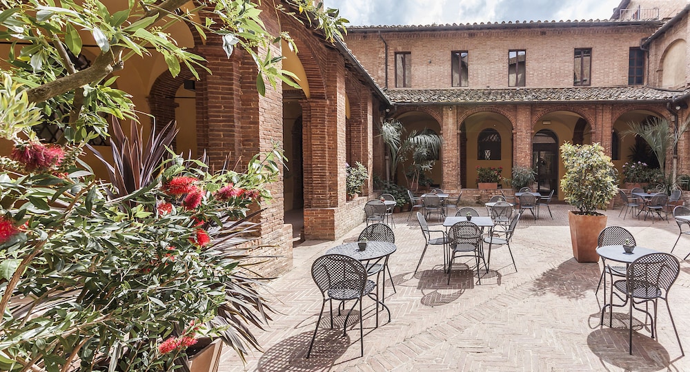 IL Chiostro Del Carmine 47/58