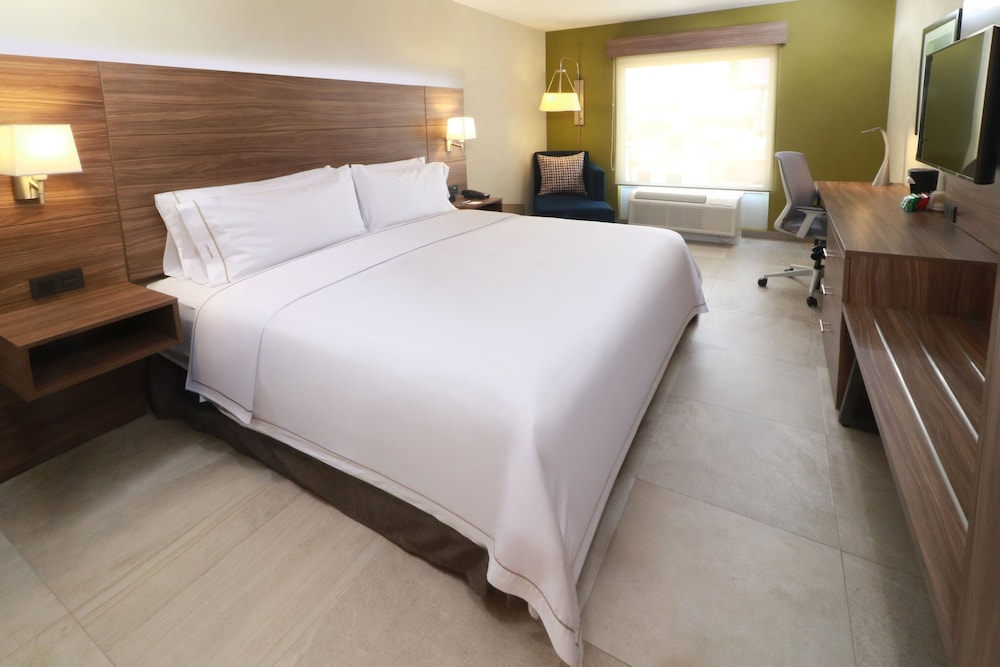Holiday Inn Express Guadalajara Aeropuerto an IHG Hotel 23/58