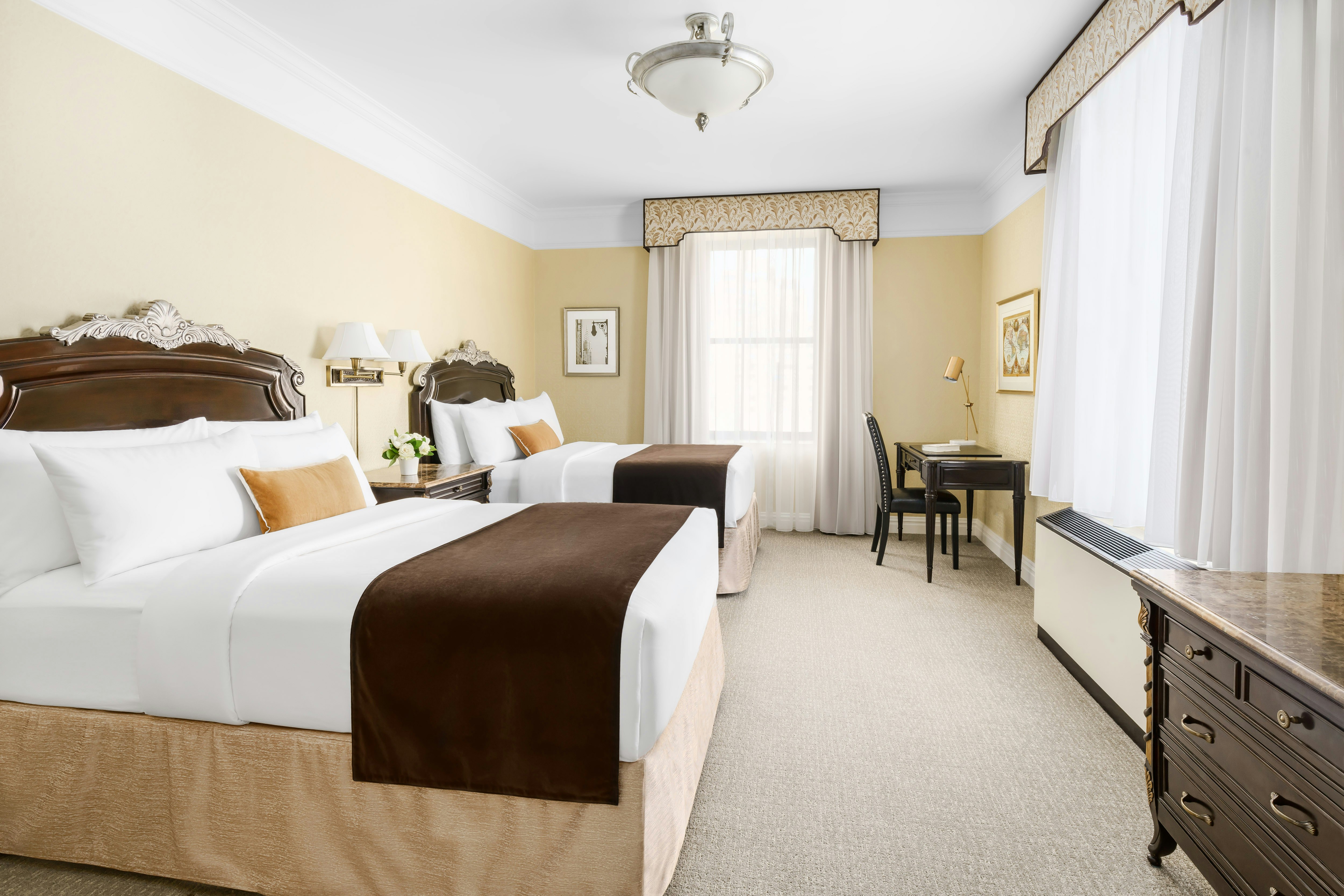 The Lucerne Hotel 22/53