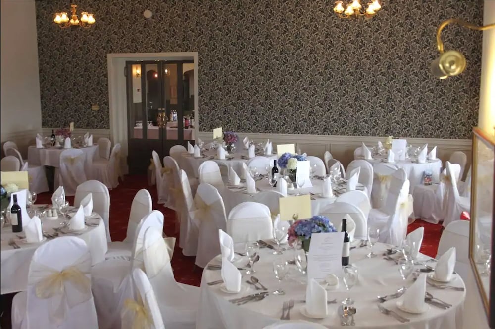 West Highland Hotel 59/71