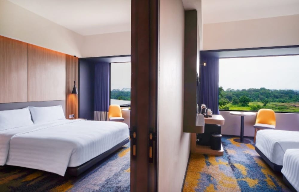 Aston Serang Hotel and Convention Center 7/24