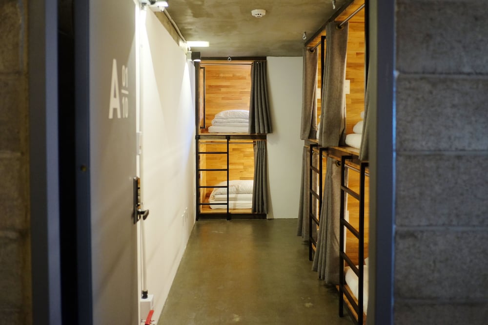 The Cube Hotel - Hostel 33/70