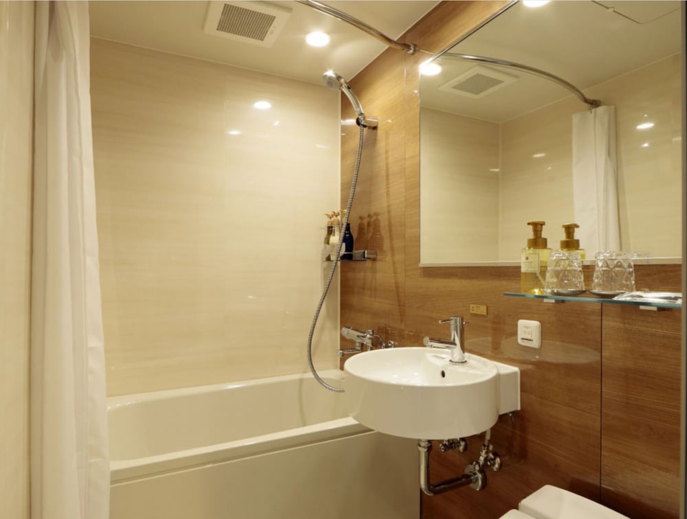 Candeo Hotels Osaka Kishibe 40/42