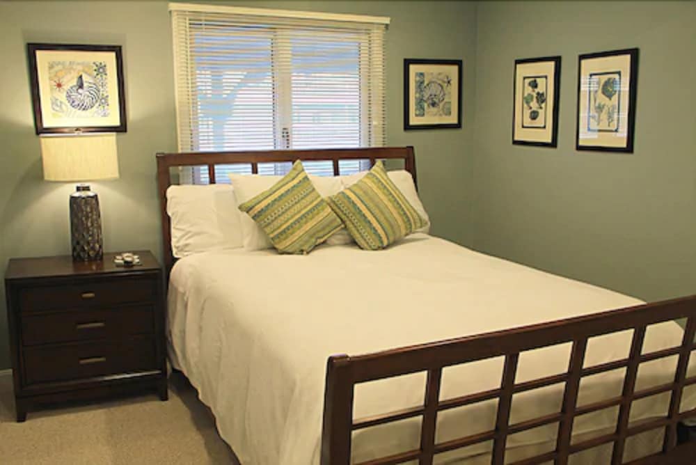 Surfside Hotel and Suites 5/57