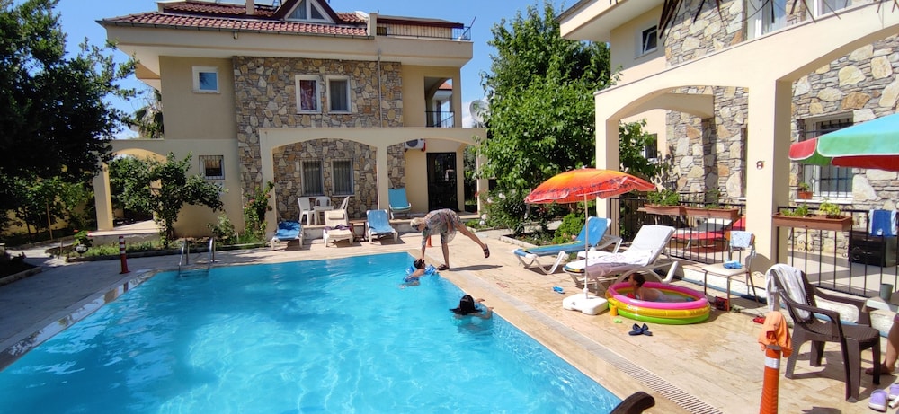 Cileks Apart Hotel 38/47